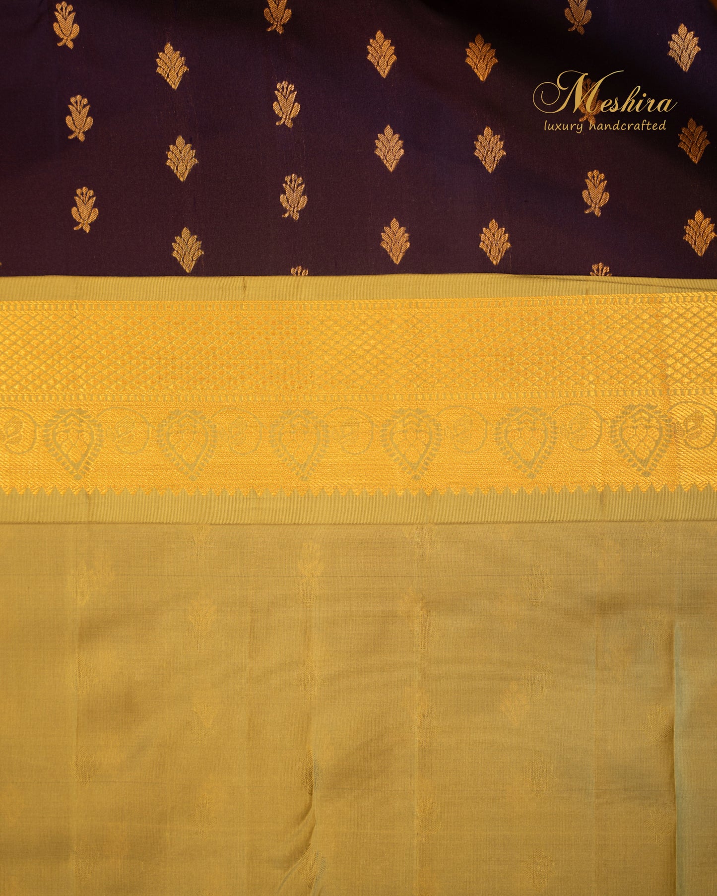 Regal violet and green Gold Kanchivaram silk saree with Intricate Zari Work