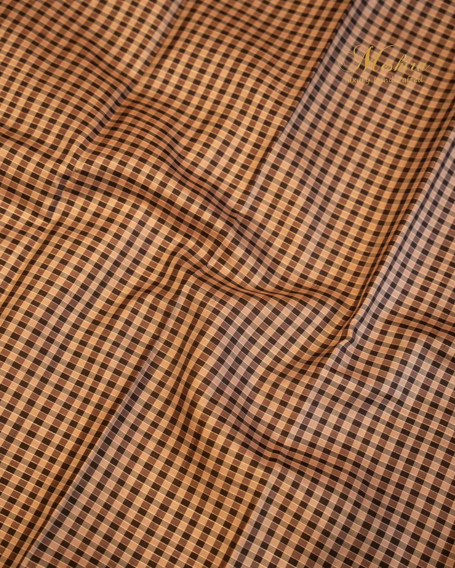 Classic Checked Kanchivaram silk Draped in Peach Zari Elegance