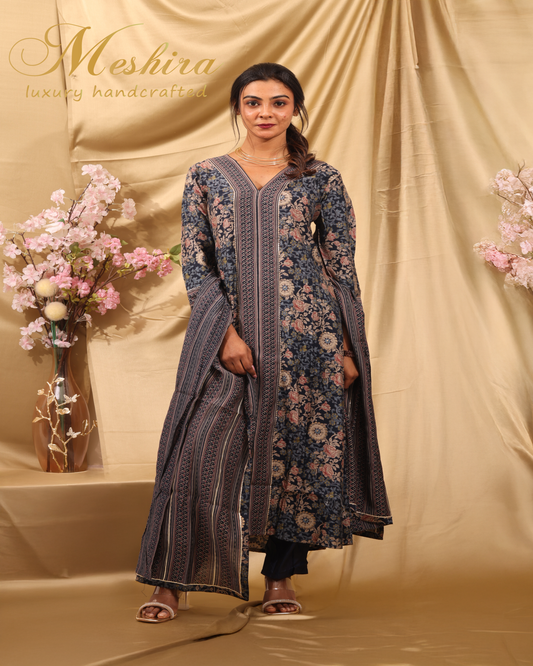 Navy Floral Printed Kurta Set