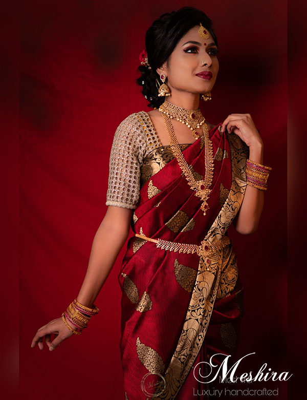 Newly Design Scripet in White Base 3Ply Silk Saree with Black and Red  Combination in Kolkata at best price by Sampurna Boutique & Fashion -  Justdial
