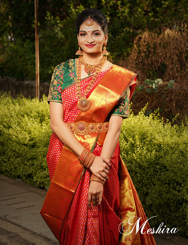 Traditional Red Color Kanchipuram Silk Base Wedding Wear Saree With Same  Color Blouse