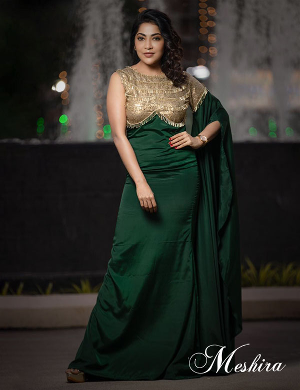 Green Pakistani Bridal Gown, Size: Free at Rs 1350 in Surat | ID:  22984329912